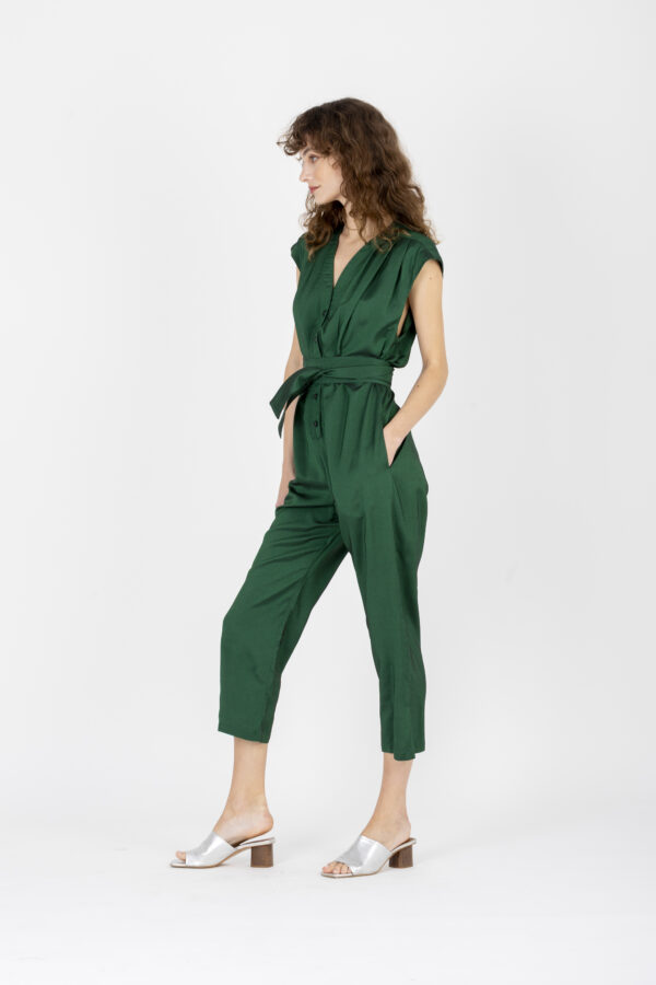 lana-green-jumpsuit-uniforme-athens