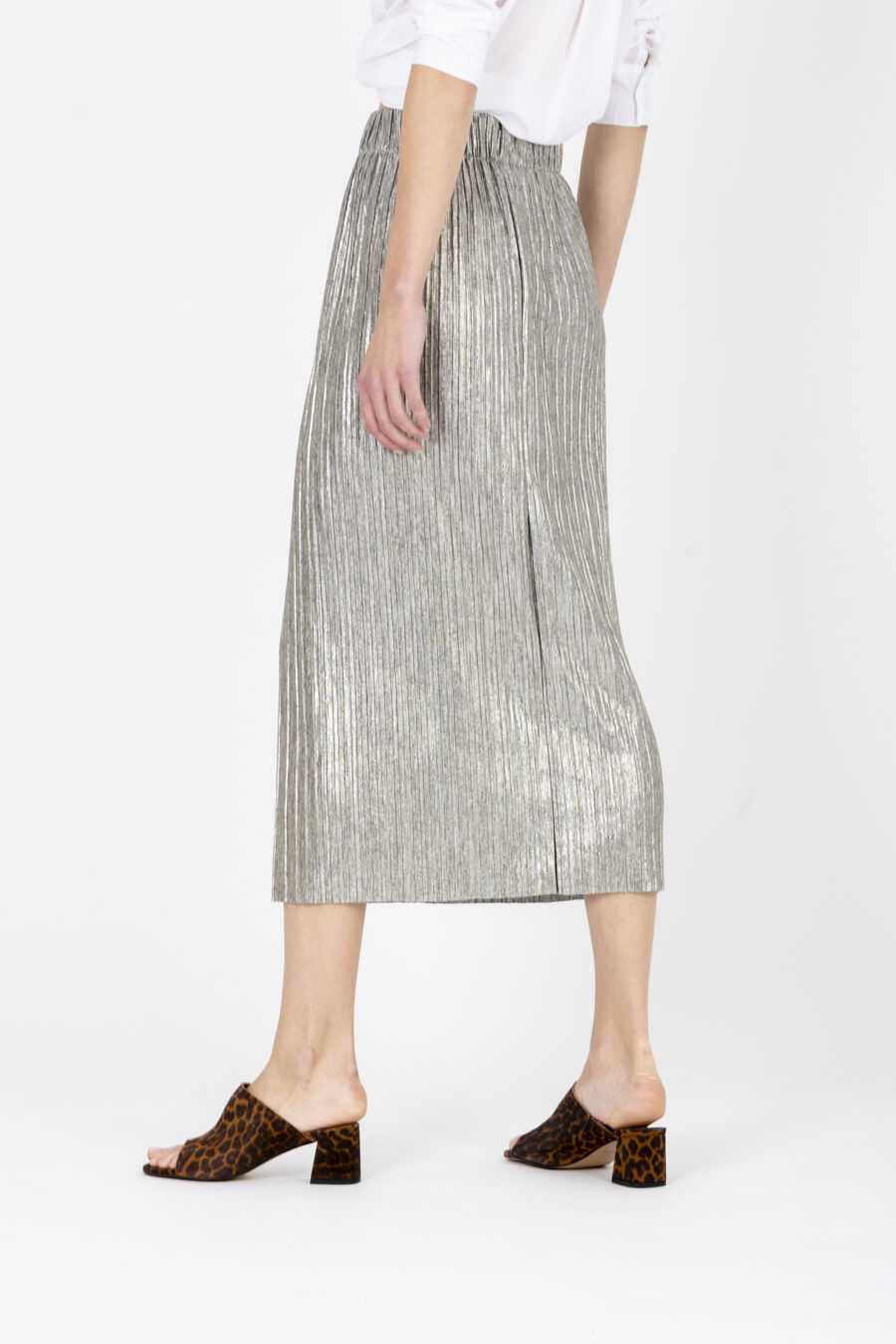 maira-pleated-skirt-metallic-uniforme-athens
